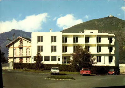 Lourdes - La Madone — Yaşlılar İçin Konaklama Evleri — Gloradia Yayımları