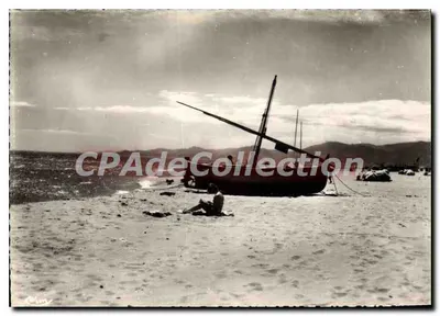 Canet-Plage (Pyr.-Or.) — Ao entardecer na praia, vista dos Albères — Combiér Imp. Macón (S.-et-L.)