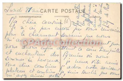 Le Boulou (P.-O.) — A porta romana da Igreja — Os Pirineus — Verso