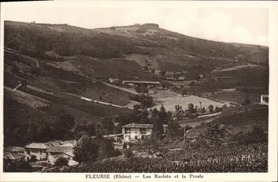 FLEURIE (Rhône) — Les Raclets et la Presle