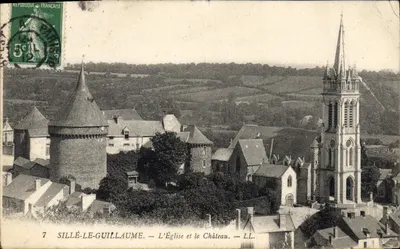 Sillé-le-Guillaume — A Igreja e o Castelo — LL.