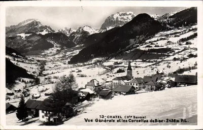Châtel (Haute-Savoie) — Ogólny widok i Cornettes de Bise — 2438m.P.L.