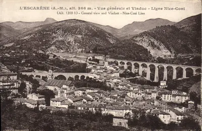 L'ESCARÈNE (A.-M.), alt. 366 m. — Vista geral e Viaduto — Linha Nice-Coni