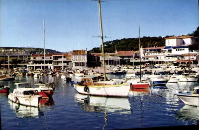 CARRY-LE-ROUET (B.-du-Rh) — O porto — Edições Rond-Point HACHETTE