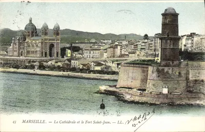 Marseille — La Cathédrale ve Fort Saint-Jean — LL. — N°43