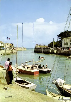 O Porto de Saint-Martin-de-Ré — Ilha de Ré (Charente-Maritime) — Éditions La Cigogne