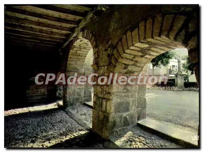 Laguenne (Corrèze) — Arcadas do século XII — IRIS
