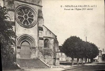 Nesles-la-Vallée (S.-et-O.) — Portal da Igreja (século XI) — Edição Durond, n°12