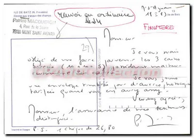 Mulher cultivando um campo — Ile de Batz (Finistère) — CPAdeCollection — Verso