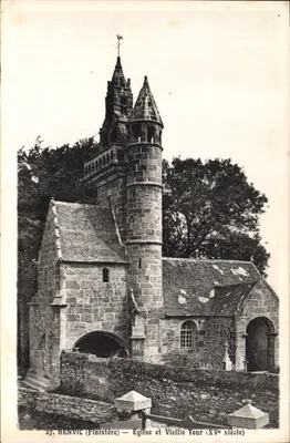Henvic (Finistère) — Igreja e Velha Torre (século XV)
