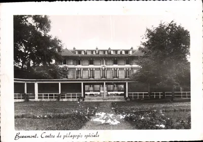 Beaumont. Centro de Pedagogia Especial — Foto Collin (Tammy) — n° 95