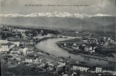 Grenoble — la Tronche, l'Île-Verte et la Chaîne des Alpes — E. Gaude, fot. — asyst.