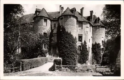 Le Château d'Harcourt (Eure) — Logis principal — G. Walter