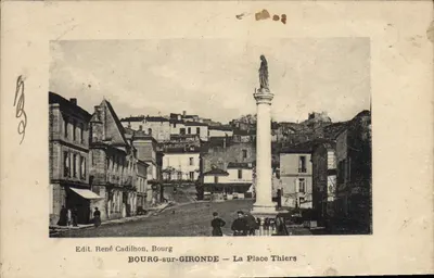Bourg-sur-Gironde — A Place Thiers — Edit. René Cadilhon