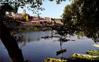 Castillon-la-Bataille — Vista geral da Cidade, no fundo a Igreja — Edições Victor-Hugo Bordeaux, n° 2665