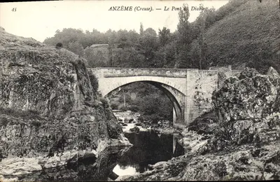 Anzême (Creuse) — O Ponte do Diabo — Dr. Plume