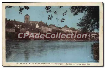 Argentat — Riva direita da Dordogne — Igreja e bairro antigo — Fot. Courrèges