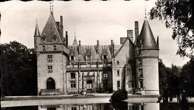 Castelo de Contenson — Saint-Just-en-Chevalet (Loire) — Bilhete postal antigo n°42.248.01