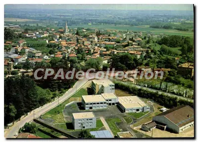 Chazay-d'Azergues — vista geral com o C.E.S. e a Sala Polivalente — Éd. J. CÉLARD, 69500 Bron