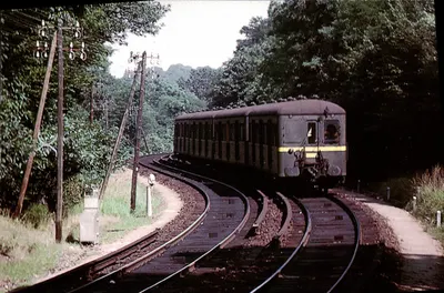 Saint-Nom la Breteche (78) — Linha de Paris St-Lazare a St-Nom por Louveciennes — Publicação AL, Agosto 1974
