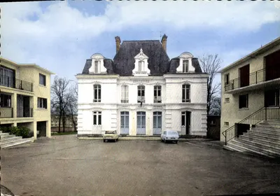 Hôtel de Ville — Épône (Yvelines) — Éditeur d'Art AP. n°15.108