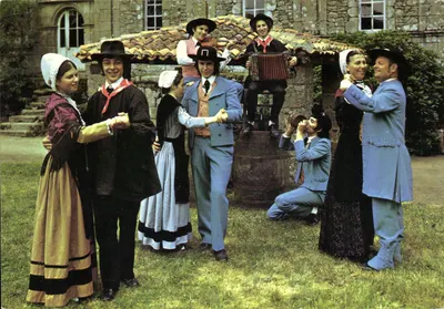 Folklore da França — Os Alegres Vendeanos do Boupère — Artaut & Cie, Nantes