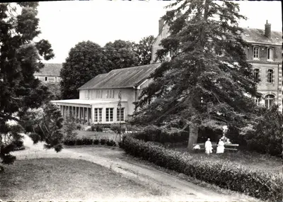 Les Parloirs — Écommoi (Sarthe) — DOMINICAINES DE BETHANIE