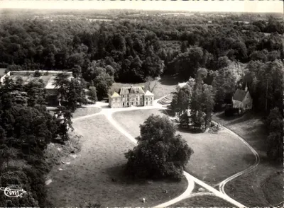 St-Ulphace (Sarthe) — Vista aérea — Castelo de Gémasse — Edição Aériennes Compter