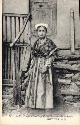 Mulher em traje savoês — Arêches — LL