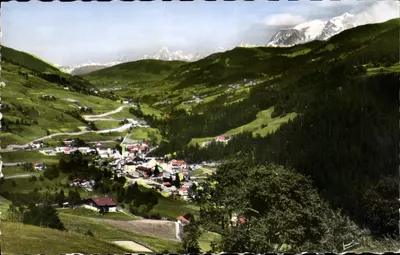 Flumet (Savoie) — Vista geral e Massif do Mont Blanc — Editor: CELLIER & BRUN