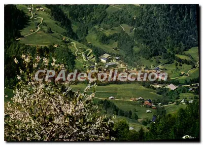 Beaufort-sur-Doron (Savoie) — vista aérea do vilarejo — Imprimerie Combier