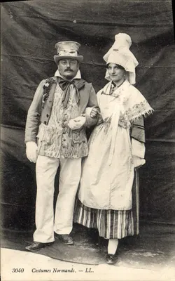 Trajes Normandos — LL. — n° 3040