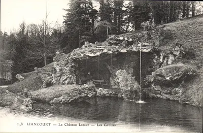 Liancourt — O Castelo Latour — As Grutas — P. Evrard, Liancourt