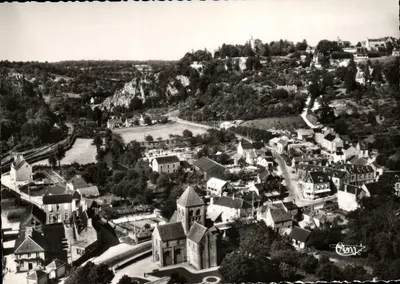 Domfront (Orne) — Vue générale aérienne — Éditions Combier, n° 279-14