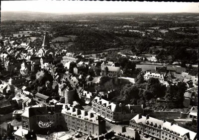 Crin's — Vue aérienne — Éditions Aériennes Comber, Domfront