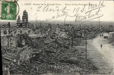 Lens - Ruínas da Grande Place — Ruínas da Principal Square — Editor: S. L. Huet, 17thune
