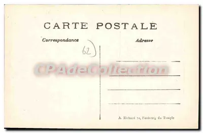 Arras — Aspecto de Arras após o bombardeio — A Grande Praça — A. R. — Verso