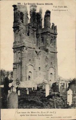 माउंट-सें-एलॉई के टॉवर्स अपने अंतिम बमबारी के बाद — बड़ा युद्ध 1914-15 — विज़े पेरिस 561 — फोट-एक्सप्रेस