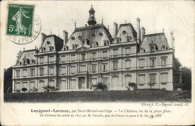 CPA Longpont Lormoy par Saint Michel sur Orge le chateau vu de la prise d'eau ce chateau fut rebati