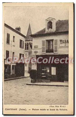 Chatenay (Senha) — Casa natal e busto de Voltaire — Foto Wide World.