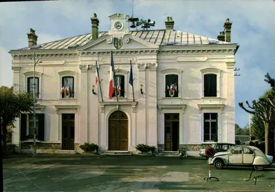 Cormeilles-en-Parisis — Hotel-de-Ville — Edição LYNACOLOR