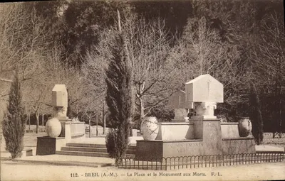 BREIL (A.-M.) — A Praça e o Monumento aos Mortos — F. L. n° 112