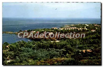 Les Issambres (Var) — O Village provençal — Éditions La Cigogne