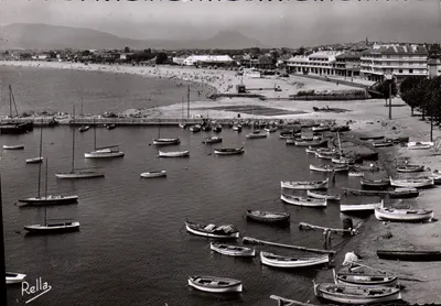 Fréjus-Plage et le port de Saint-Raphaël — Édition Rella, n° 369