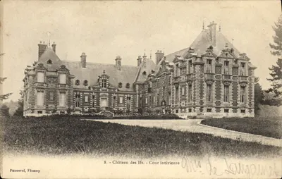 Castelo dos Ifs — Cour intérieure — Pannevel, Fécamp