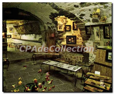 Interior de uma galeria de arte — Biot (Alpes-Maritimes) — Éditions PHOTO GUY