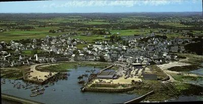 Lesconil (Sud-Finistère) — Vista aérea do porto — Edições Pierre ARTAUD & Cie, Nantes