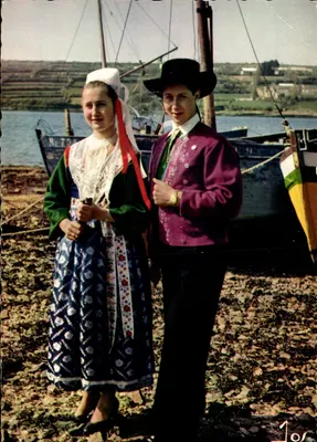 Casal em Traje — Plougaouet-Daoulas — Éditions d'Art JOS