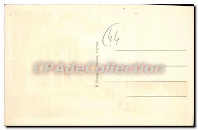 सेंट-ब्रेविन-लेस-पिंस (लूअर-इन्फेरियर) — लेस पिंस बर्ड डी ला प्लाज़ — पीछे