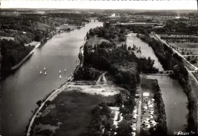 Dammarié-les-Lys — Vue aérienne - Vallée de la Seine — Base-Ecole de Yachting léger et Camping — Éditions Briarde